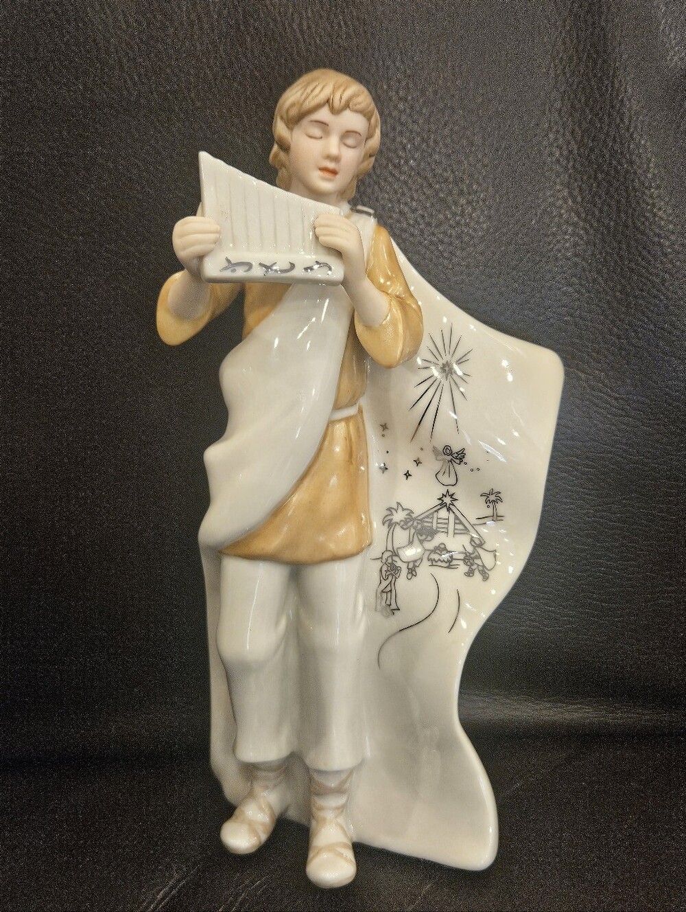 Hawthorn Village-"A Joyful Noise" Silver Blessings Nativity Collection